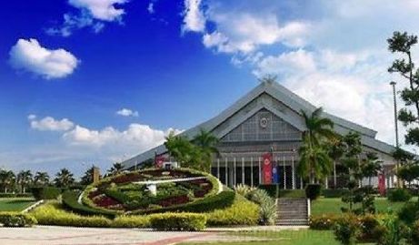 马来西亚大学公立和私立到底有什么区别(图1) timg (27).jpg